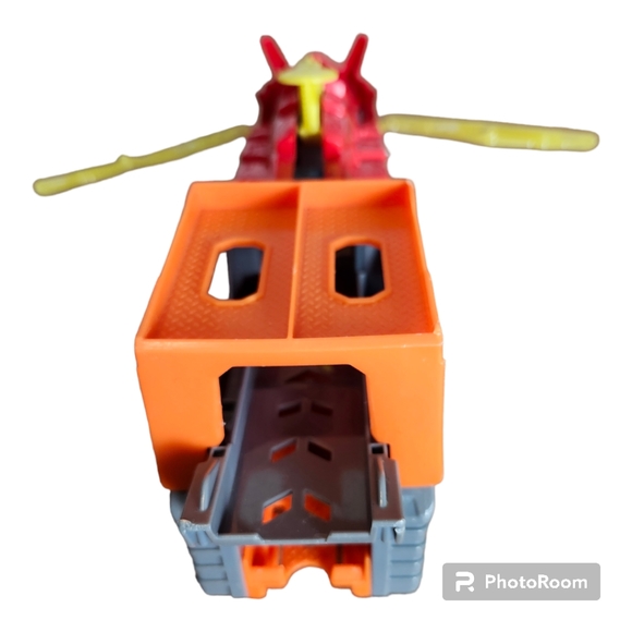 Hot Wheels City Dragon Launch Transporter, Spits Toy Cars from its Mouth - Picture 5 of 9
